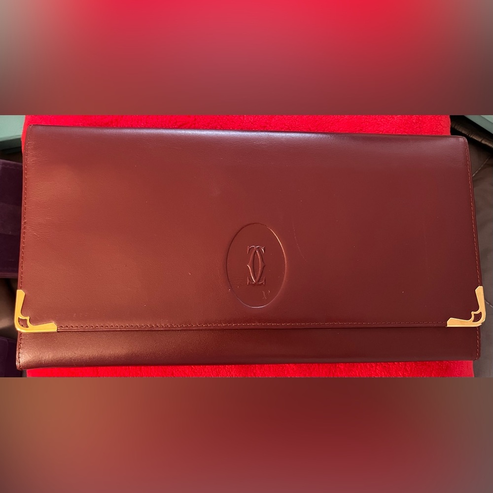 Authentic Cartier Must De Bordeaux Leather Evening Clutch Bag. Made in Italy .